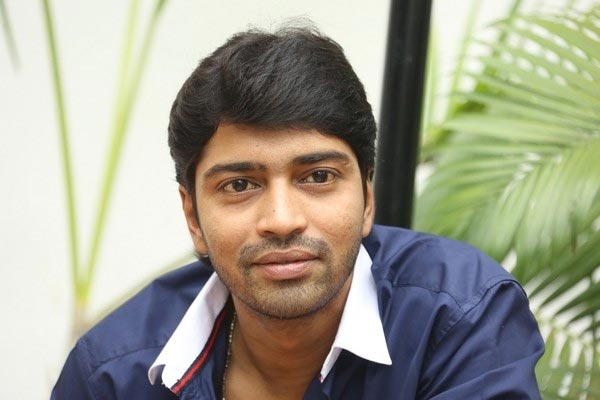 allari naresh,maa intlo vundi deyyam nakenduku bhayyam,g nageswara reddy  ఇక అల్లరోడు కూడా భయపెడతాడట!